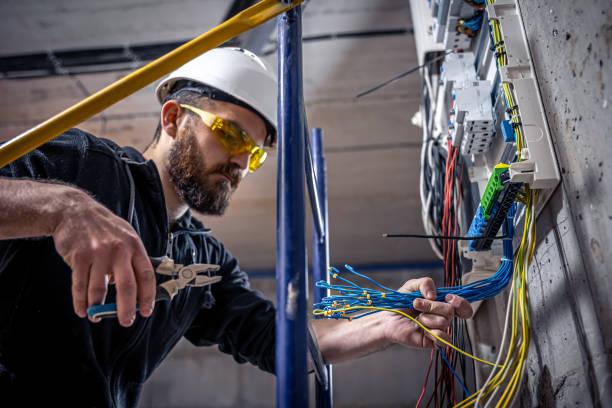 Best Emergency Electrical Repair  in Miami, AZ